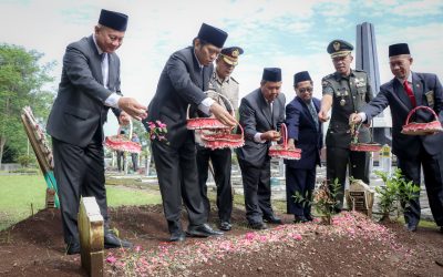 Usung Tema ‘Bangkit Bersama Wujudkan Indonesia Kuat’, Upacara Peringatan Harkitnas di Banjarnegara Berlangsung Khidmat