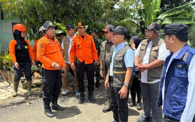 Menteri PMK Pratikno Kunjungi Lokasi Longsor di Pandanarum