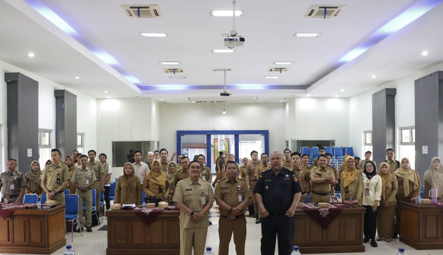 Featured image for Bea Cukai dan Kominfo Banjarnegara Sosialisasikan DBHCHT bagi Admin Medos OPD